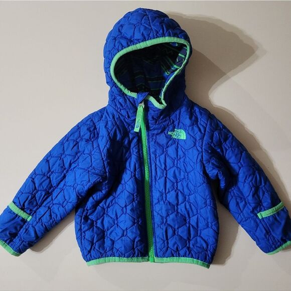 The North Face Infant Reversible Monster Blue Perrito Puffer Jacket - Picture 4 of 16